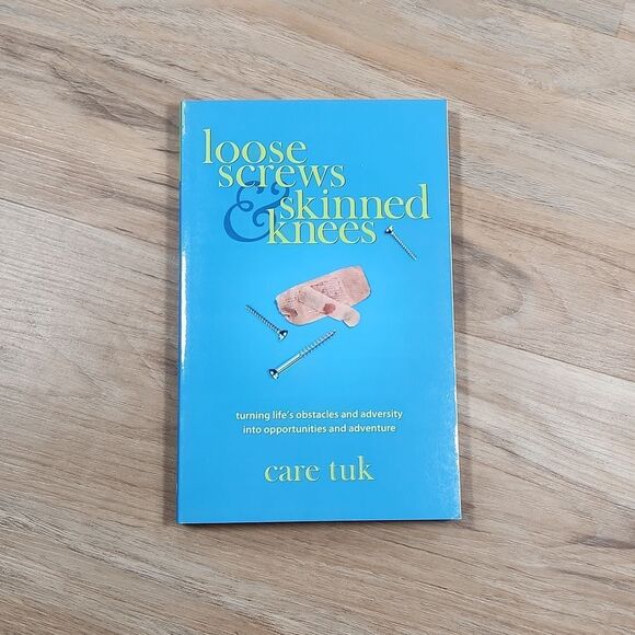 🔺️Author Signed NWOT Loose Screws & Skinned Knees Paperback Book - Picture 2 of 5